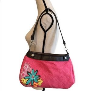 31 small purse shell +1 skirt